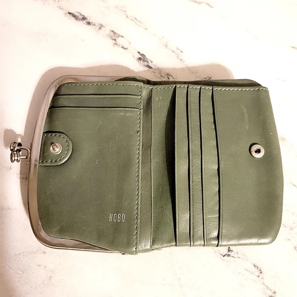 HOBO Vintage Sage Leather Wallet With Kisslock Pouch & Wanderlust Lining